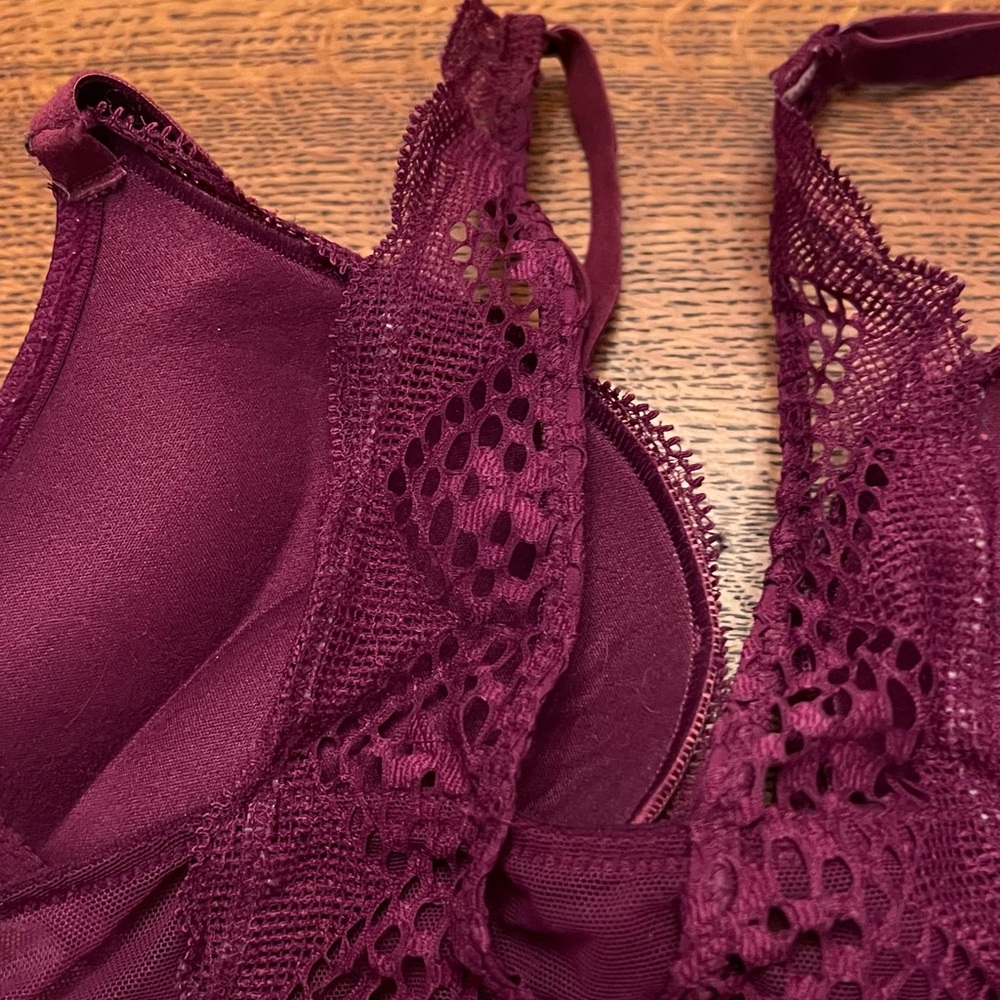Victoria Secret Bombshell bra. - Picture 7 of 12